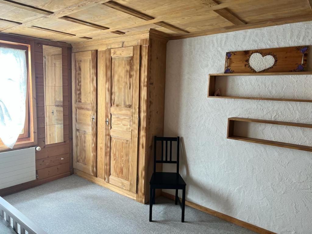 Edelweiss 4 Zi Ferienwohnung In Landhaus Фрутиген Экстерьер фото