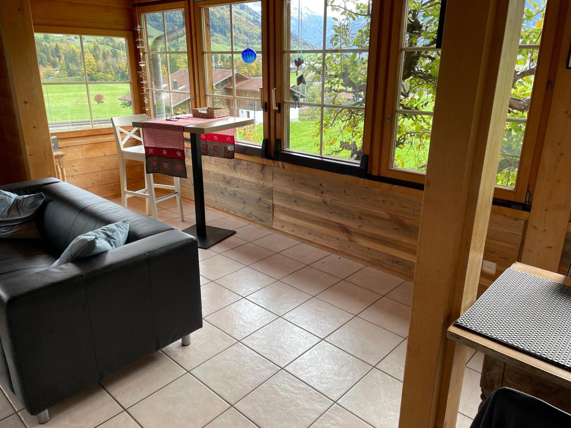 Edelweiss 4 Zi Ferienwohnung In Landhaus Фрутиген Экстерьер фото